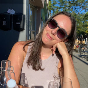 Meet your Posher, Monica